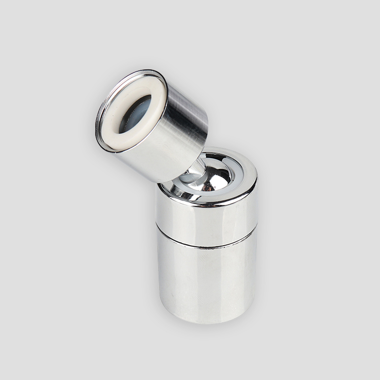 Silberner Wasserhahn